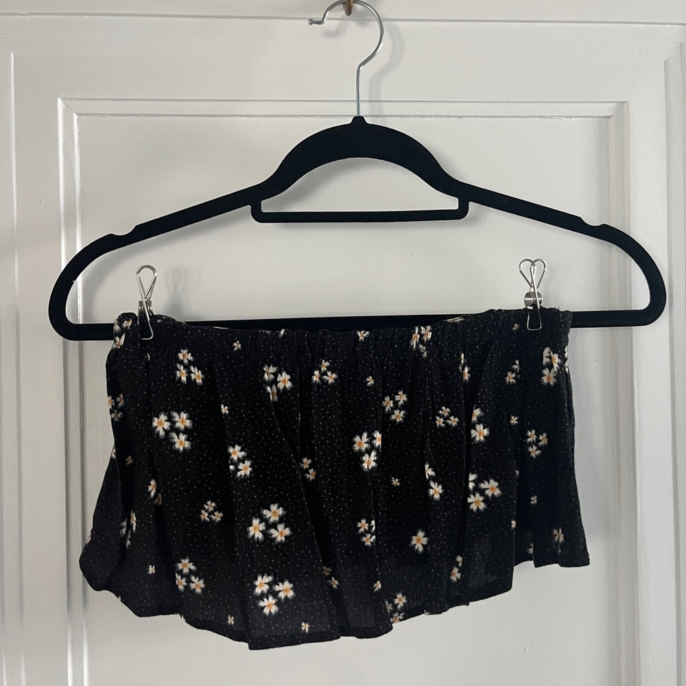 American Eagle Outfitters Black Floral Top